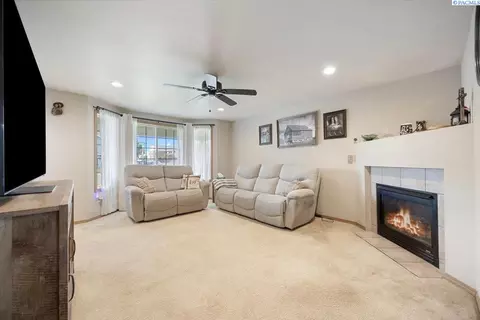8404 Packard Dr, Pasco, WA 99301 photo 7