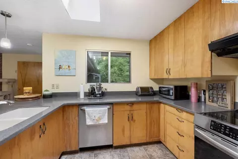 635 SW Dawnview Ct, Pullman, WA 99163 photo 13