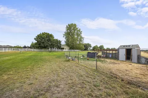 7408 W Wernett Rd, Pasco, WA 99301 photo 43