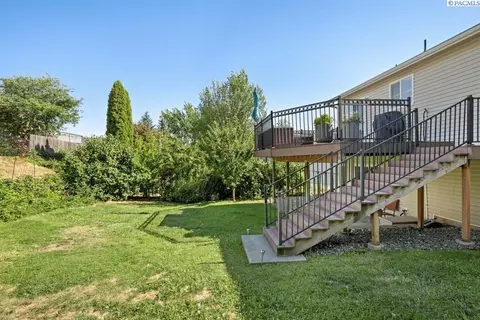 Exterior - 1950 NW Valhalla Dr, Pullman, WA 99163 photo 17 of 19