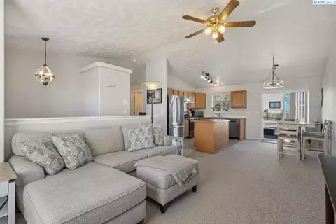Other - 1950 NW Valhalla Dr, Pullman, WA 99163 photo 1 of 15