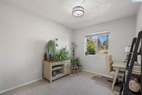 Other - 1950 NW Valhalla Dr, Pullman, WA 99163 photo 11 of 15