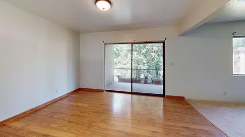Living - 1220 NW State St #49, Pullman, WA 99163 photo 2 of 2