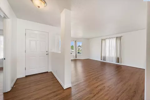 8020 Chehalis Dr, Pasco, WA 99301 photo 14