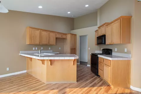 8020 Chehalis Dr, Pasco, WA 99301 photo 10