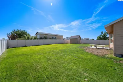 8020 Chehalis Dr, Pasco, WA 99301 photo 28