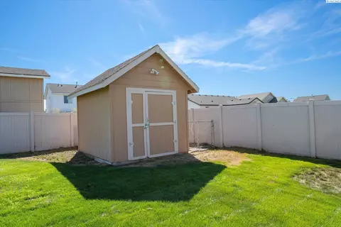 8020 Chehalis Dr, Pasco, WA 99301 photo 32
