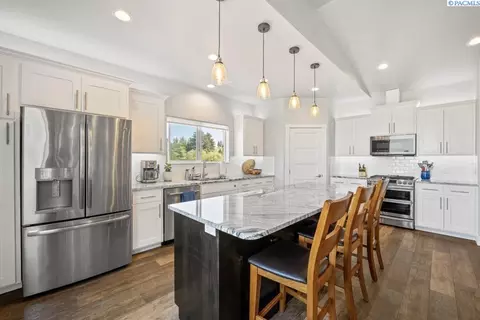 1725 NW Emily St, Pullman, WA 99163 photo 9