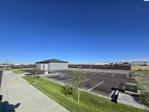 1505 E Spokane St, Pasco, WA 99301 photo 1