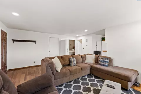 1306 E Spruce St, Othello, WA 99344 photo 11