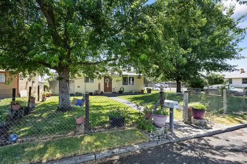 1306 E Spruce St, Othello, WA 99344 photo 4
