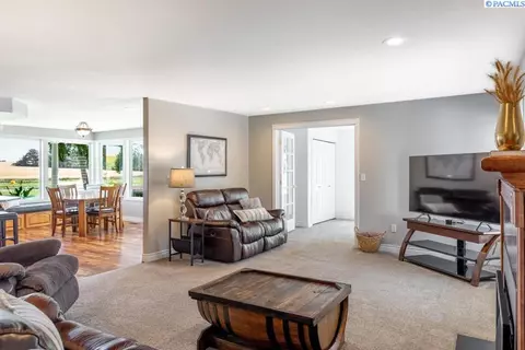 401 Jennings Rd, Pullman, WA 99163 photo 8