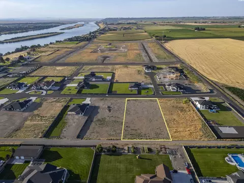 11714 Cordon Crest Ct, Pasco, WA 99301