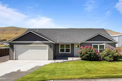 1411 Della Ave, Benton City, WA 99320