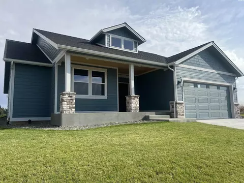 1055 SW Panorama Dr, Pullman, WA 99163 photo 1
