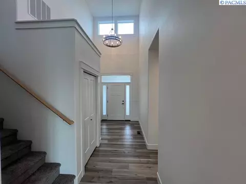 1055 SW Panorama Dr, Pullman, WA 99163 photo 18