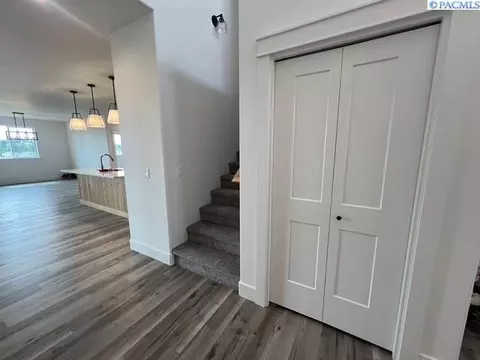 1055 SW Panorama Dr, Pullman, WA 99163 photo 19