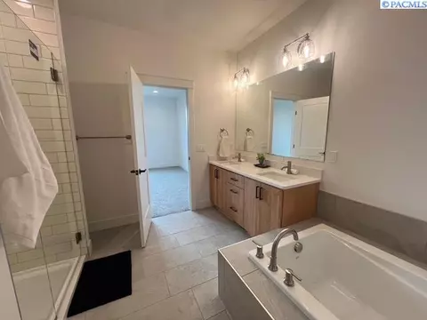 1055 SW Panorama Dr, Pullman, WA 99163 photo 35