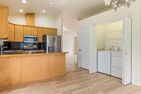Other - 5520 Buchanan Ln, Pasco, WA 99301 photo 3 of 5