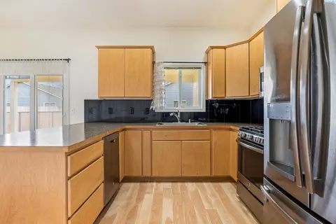 Kitchen - 5520 Buchanan Ln, Pasco, WA 99301 photo 1 of 3