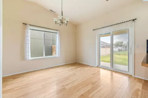 Other - 5520 Buchanan Ln, Pasco, WA 99301 photo 1 of 5