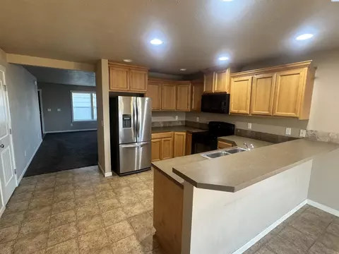 5618 Denver Dr, Pasco, WA 99301 photo 8