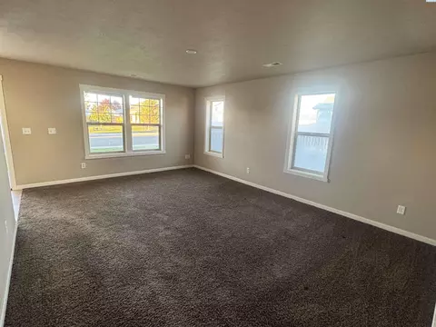 5618 Denver Dr, Pasco, WA 99301 photo 10