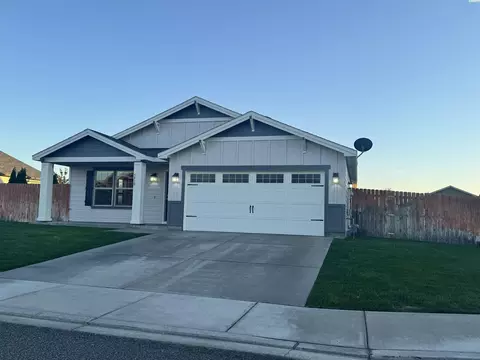 5618 Denver Dr, Pasco, WA 99301 photo 1
