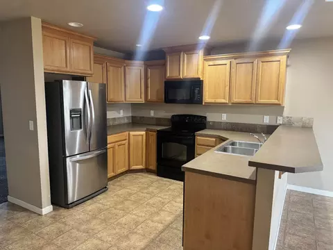 5618 Denver Dr, Pasco, WA 99301 photo 7