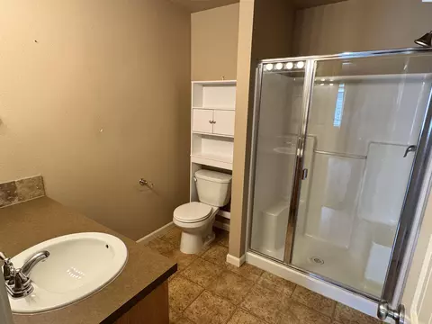 5601 Denver Dr, Pasco, WA 99301 photo 11