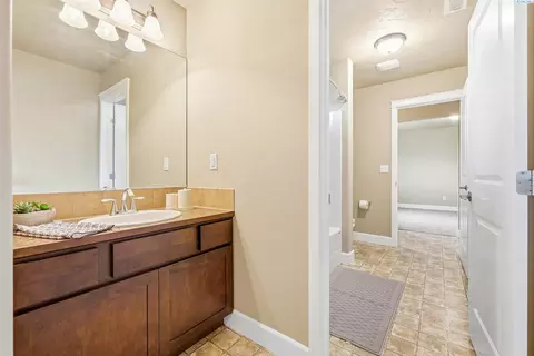 4310 NW Commons Dr, Pasco, WA 99301 photo 40