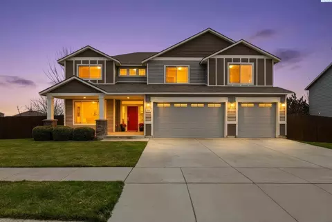 4310 NW Commons Dr, Pasco, WA 99301
