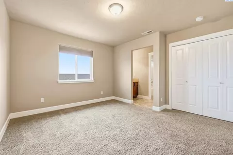 4310 NW Commons Dr, Pasco, WA 99301 photo 32