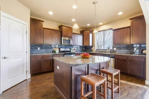 4310 NW Commons Dr, Pasco, WA 99301 photo 16