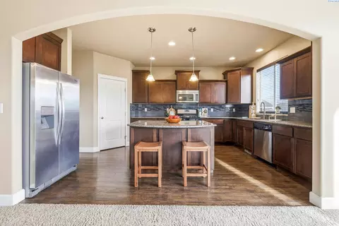 4310 NW Commons Dr, Pasco, WA 99301 photo 15