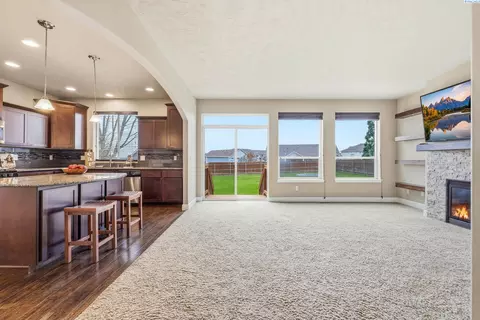 4310 NW Commons Dr, Pasco, WA 99301 photo 14