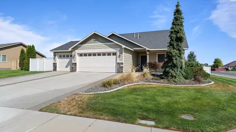 4403 Monterey Dr, Pasco, WA 99301 photo 2
