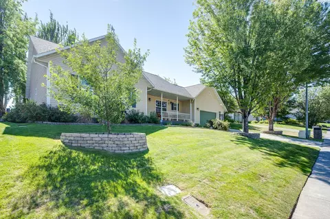 Exterior - 745 SE Meadow Vale, Pullman, WA 99163 photo 7 of 7