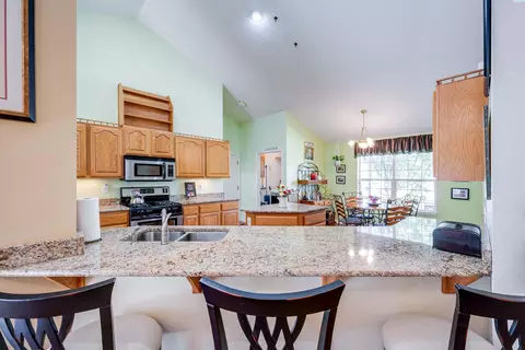 Kitchen - 745 SE Meadow Vale, Pullman, WA 99163 photo 3 of 4