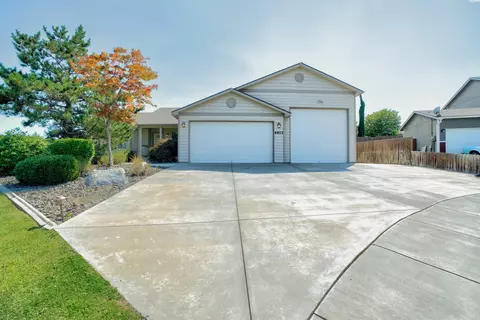 4403 Tusayan Ct, Pasco, WA 99301 photo 2