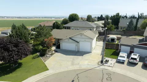 4403 Tusayan Ct, Pasco, WA 99301 photo 1
