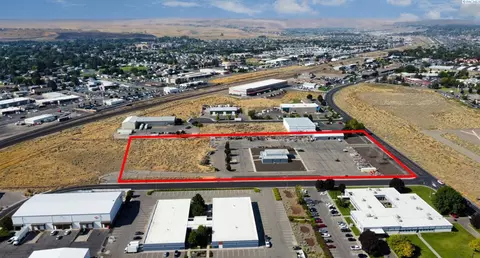 480 N Roosevelt St, Kennewick, WA 99336