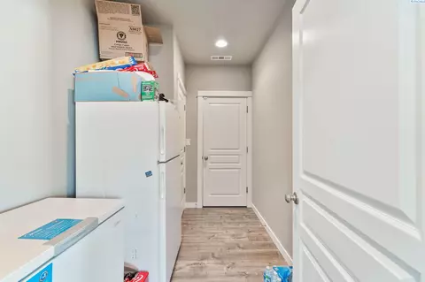 Other - 8210 Cassiar Dr, Pasco, WA 99301 photo 5 of 9
