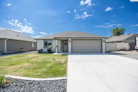 1141 Annajean Ave, Benton City, WA 99320