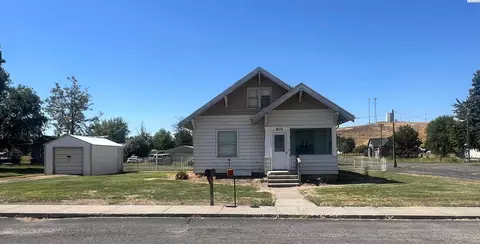 401 G St, Endicott, WA 99125