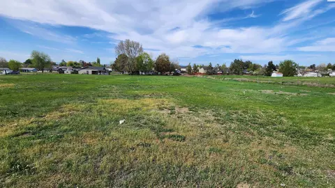 Nka W King St Lot A, Grandview, WA 98930