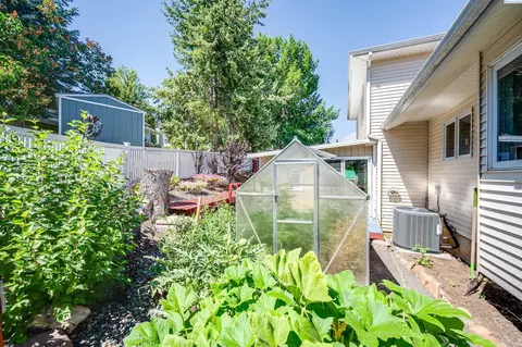 485 NW Thomas St, Pullman, WA 99163 photo 2
