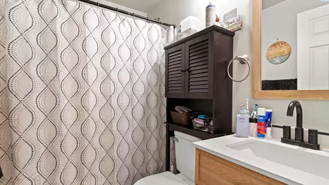 Bath - 3625 W Agate St, Pasco, WA 99301 photo 1 of 1