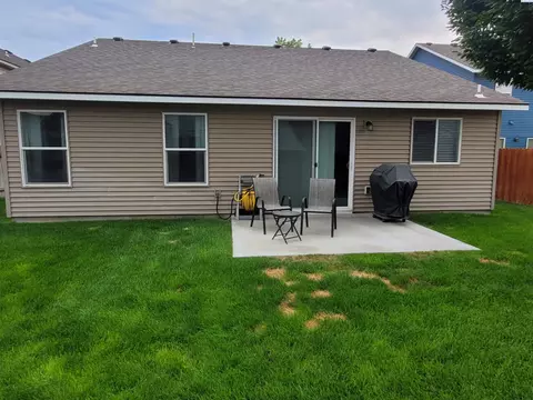 Exterior - 5708 Sidon Ln, Pasco, WA 99301 photo 2 of 6