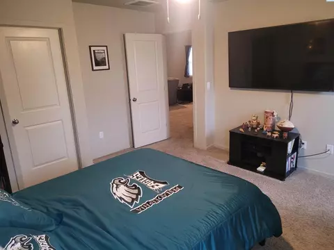 Bedroom - 5708 Sidon Ln, Pasco, WA 99301 photo 1 of 4